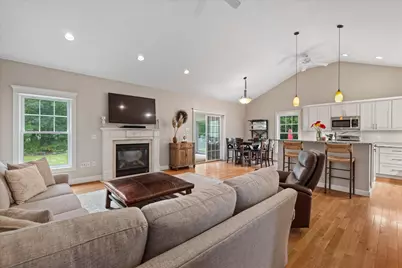 138 Mort Vining Rd, Southwick, MA 01077 - Photo 12