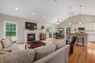 138 Mort Vining Rd, Southwick, MA 01077 - Photo 12