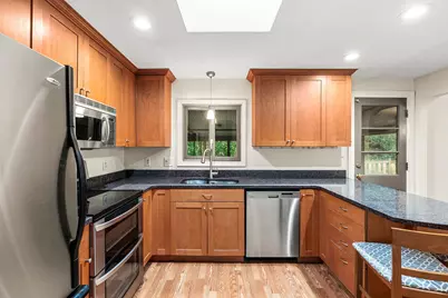 422 Mystic Street, Arlington, MA 02474 - Photo 2
