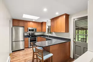 422 Mystic St, Arlington, MA 02474 - Photo 4