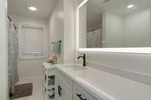 17 School St, Hudson, MA 01749 - Photo 10