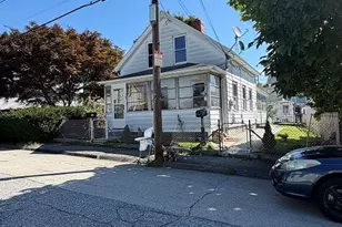 18 West St, Dudley, MA 01571 - Photo 1