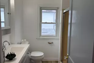 31 Glover Ave, Quincy, MA 02171 - Photo 10