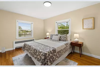 318 Mystic St, Arlington, MA 02474 - Photo 18