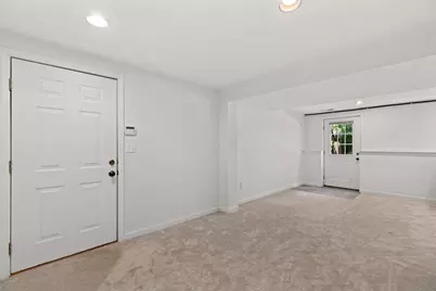 8 Dennison Ct, Stoughton, MA 02072 - Photo 32