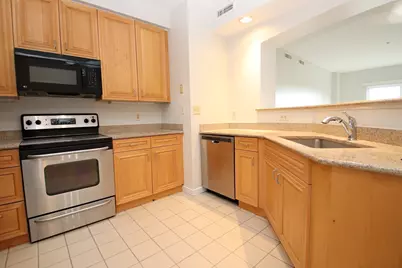175 Cottage St #702, Chelsea, MA 02150 - Photo 10
