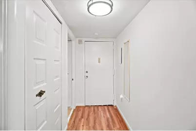 402 Paradise Rd #3J, Swampscott, MA 01907 - Photo 12
