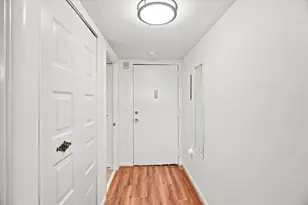 402 Paradise Rd, Swampscott, MA 01907 - Photo 12