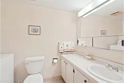 402 Paradise Rd #3J, Swampscott, MA 01907 - Photo 10