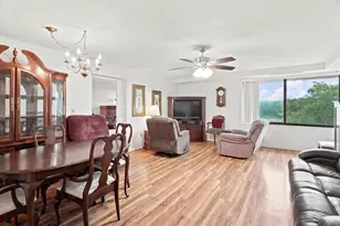 402 Paradise Rd, Swampscott, MA 01907 - Photo 2