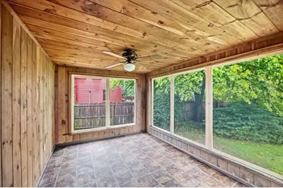 83 Barbara St, Westfield, MA 01085 - Photo 12