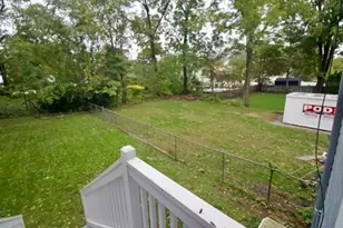 21 Pleasant St, Merrimac, MA 01860 - Photo 4