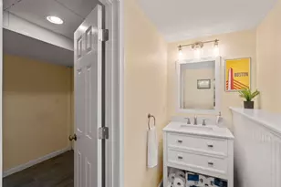 4 Woodmere, Framingham, MA 01701 - Photo 18