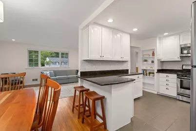 4 Woodmere, Framingham, MA 01701 - Photo 2