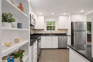 4 Woodmere, Framingham, MA 01701 - Photo 4