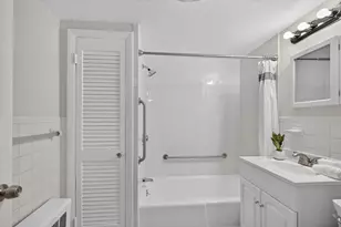 34 Almont St, Medford, MA 02155 - Photo 10