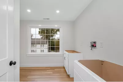 110 Friendship St, Billerica, MA 01821 - Photo 26