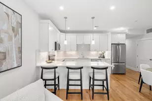 9 Downer Ct, Boston, MA 02122 - Photo 1