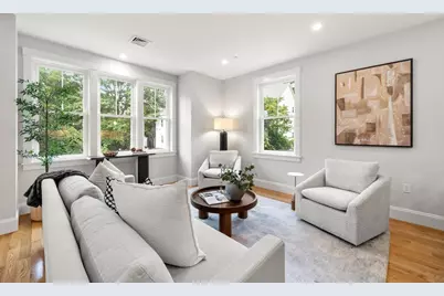 9 Downer Ct #1, Boston, MA 02122 - Photo 6