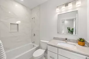 9 Downer Ct, Boston, MA 02122 - Photo 26