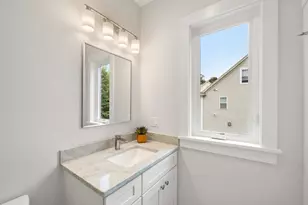 9 Downer Ct, Boston, MA 02122 - Photo 28