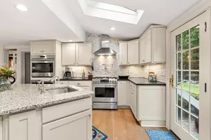 55 King St, Groveland, MA 01834 - Photo 8
