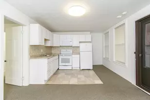 79 School St, Webster, MA 01570 - Photo 1