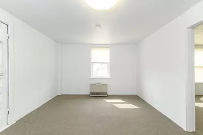 79 School Street #2nd Fl RR, Webster, MA 01570 - Photo 4