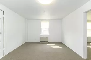 79 School St, Webster, MA 01570 - Photo 4