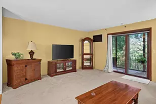64 Highwood Dr, Franklin, MA 02038 - Photo 6