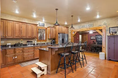 22 John F Kennedy Dr, Millbury, MA 01527 - Photo 6