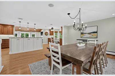 21 Andrew Cir, Stoughton, MA 02072 - Photo 10