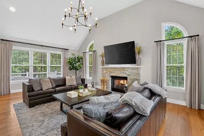8 Dearth Circle, Ashland, MA 01721 - Photo 2