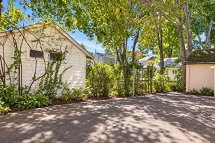 7 Bee St, Natick, MA 01760 - Photo 22