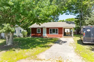16 Hartwell, Falmouth, MA 02536 - Photo 2