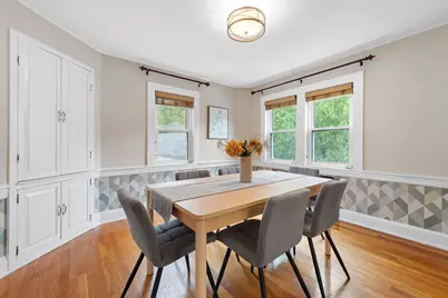 22 Ash St, Melrose, MA 02176 - Photo 14