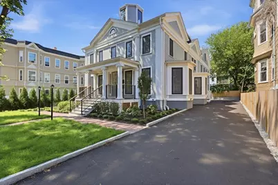 305 Chestnut Ave #4, Boston, MA 02130 - Photo 2
