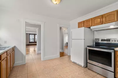 106 Poplar St #1, Watertown, MA 02472 - Photo 6