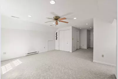 47 Cherry Hl, Holyoke, MA 01040 - Photo 24