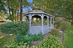 43 Pineridge Dr, Westfield, MA 01085 - Photo 40