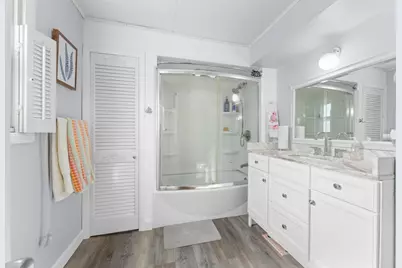 84 Hampson St, Dracut, MA 01826 - Photo 14
