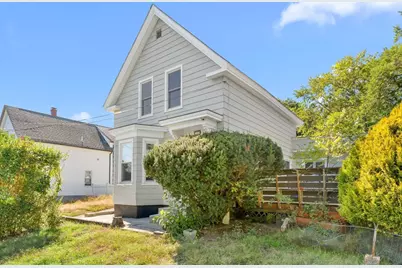 84 Hampson St, Dracut, MA 01826 - Photo 32