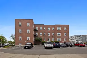 9 Lennon Ct, Boston, MA 02127 - Photo 12