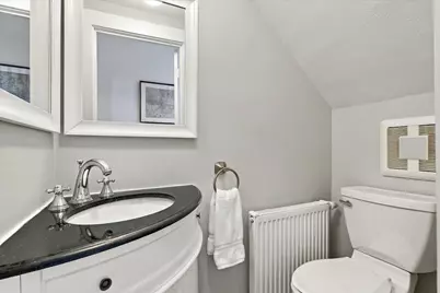 24 Poplar St, Melrose, MA 02176 - Photo 12