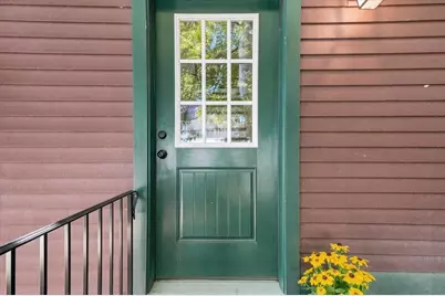 24 Poplar St, Melrose, MA 02176 - Photo 32