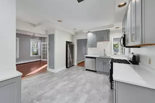 8 Birch Hill Ave, Wakefield, MA 01880 - Photo 4