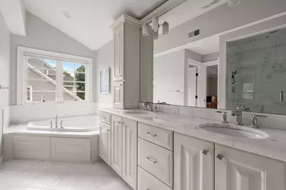 37 Wall St, Wellesley, MA 02481 - Photo 22