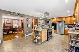 233 Lovers Ln, Haverhill, MA 01830 - Photo 32