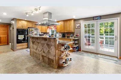 233 Lovers Ln, Haverhill, MA 01830 - Photo 30