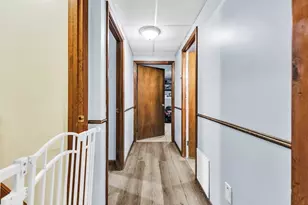 42 Melbourne Rd, Worcester, MA 01607 - Photo 28